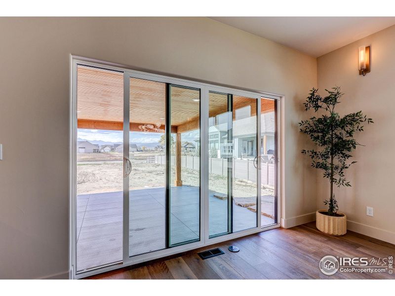 Sliding Door Sliding Door