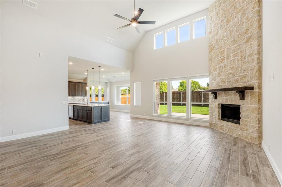Spacious, unfurnished interior of a new home in Villages of Walnut Grove, Midlothian (Image 19).