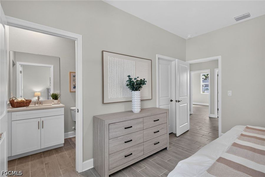 Furnished interior view inside a new home in Cape Coral, Cape Coral (Image 30).