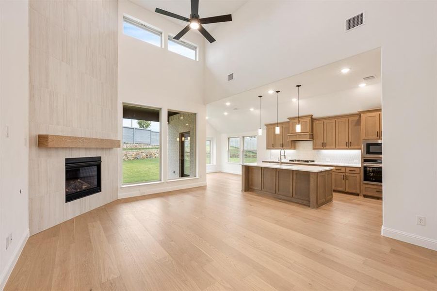 Spacious, unfurnished interior of a new home in Painted Tree Woodland District 50, McKinney (Image 22). Spacious, unfurnished interior of a new home in Painted Tree Woodland District 50, McKinney (Image 22).