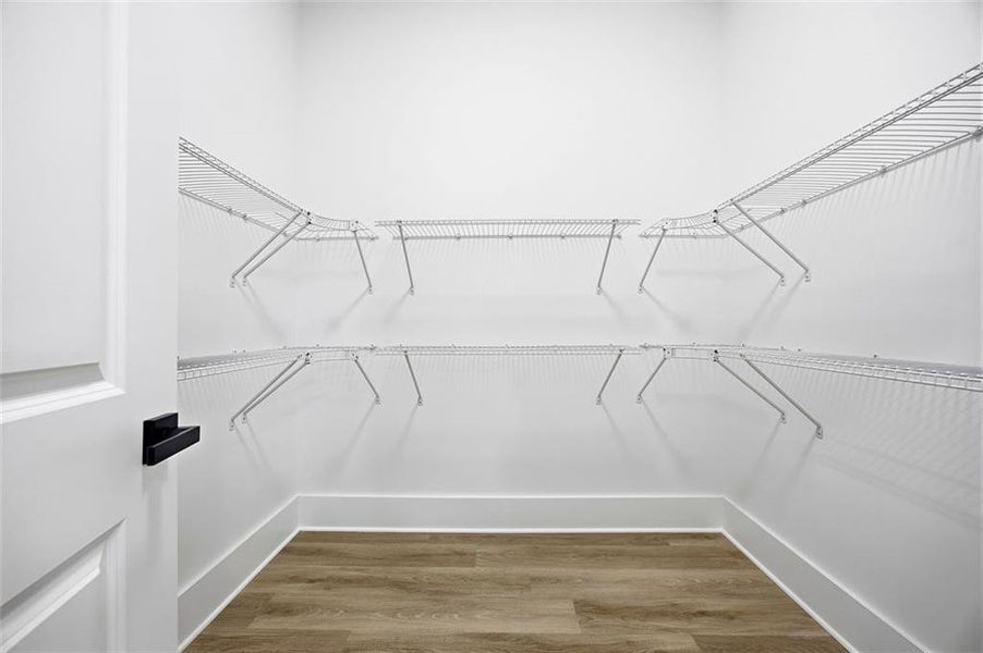 Spacious, unfurnished interior of a new home in , Dahlonega (Image 24).