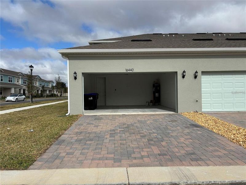 Exterior details and patio area of a home in , Winter Garden (Image 21).