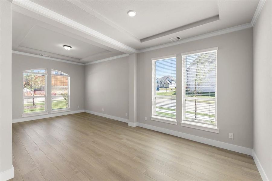 Spacious, unfurnished interior of a new home in Cambridge Estates - Harwood, Prosper (Image 25).