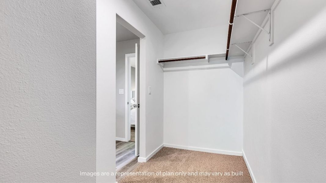 Spacious, unfurnished interior of a new home in Deer Meadows, Odessa (Image 20).