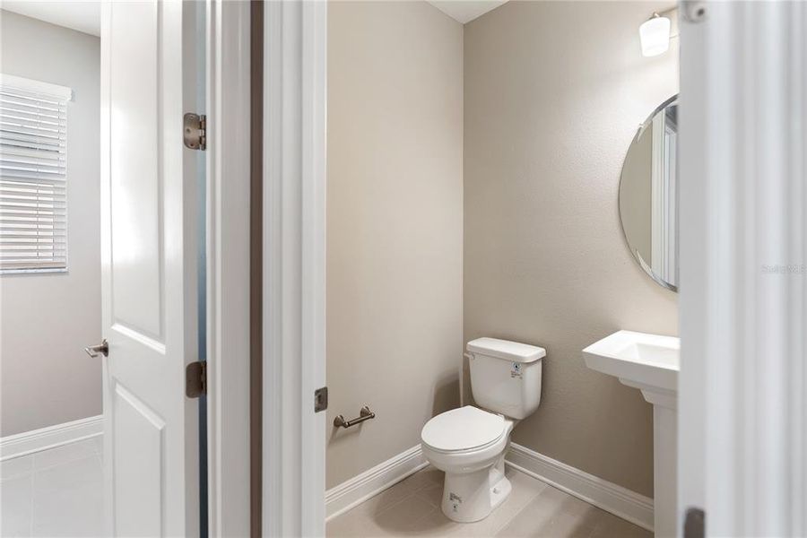 Furnished interior view inside a new home in , Bradenton (Image 8).