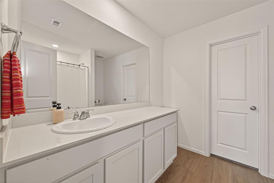 Furnished interior view inside a new home in , Baytown (Image 26).