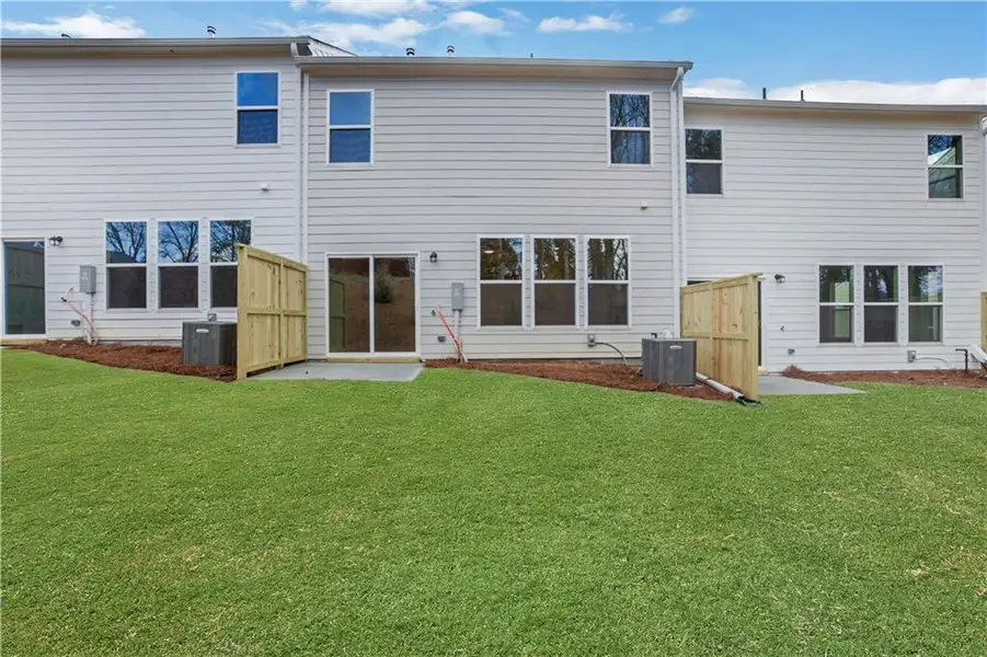 Exterior details and patio area of a home in , Dawsonville (Image 4).