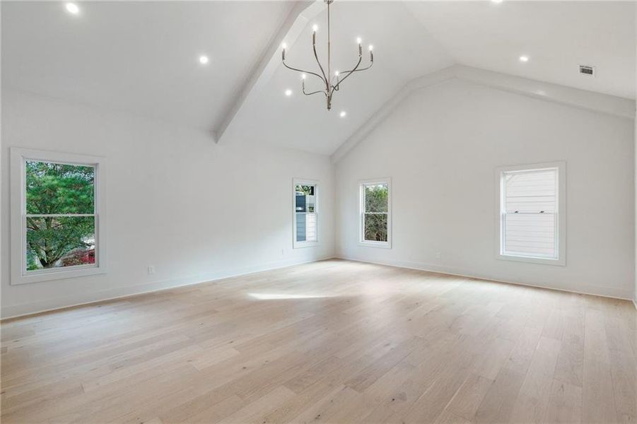 Spacious, unfurnished interior of a new home in , Atlanta (Image 41).