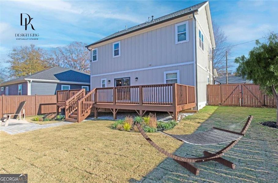 Exterior details and patio area of a home in , Atlanta (Image 35).