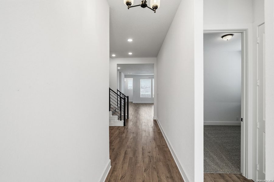 Spacious, unfurnished interior of a new home in Prominence, San Antonio (Image 29).