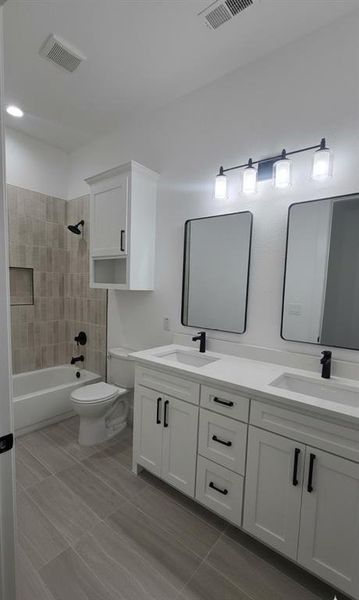Furnished interior view inside a new home in , Springtown (Image 15).
