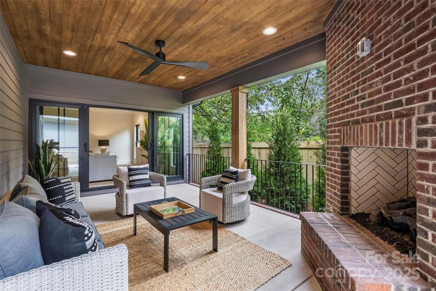 Exterior details and patio area of a home in , Charlotte (Image 3).