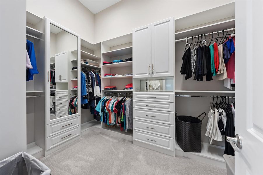 Huge Custom Built-In Walk-In Closet Huge Custom Built-In Walk-In Closet
