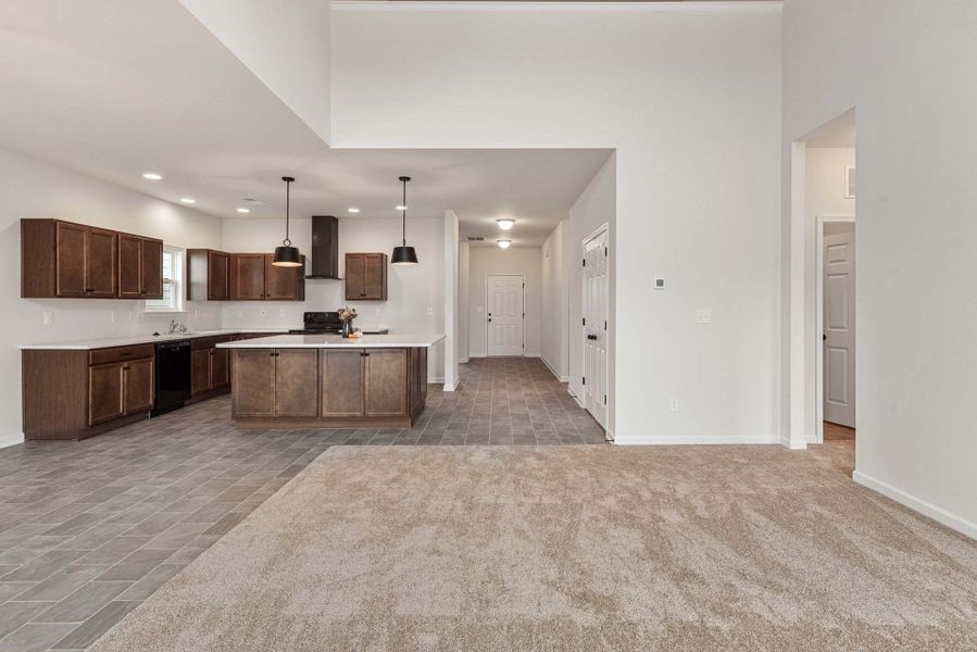 Standard Kitchen w/Upgrades and Family Room