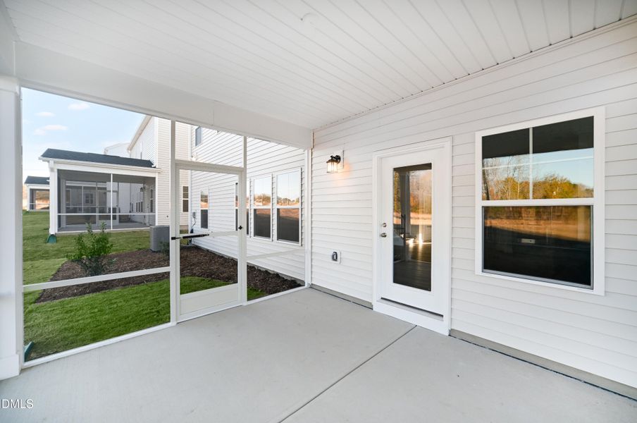 SUN_Everlee_Pic_LandrumIII_ScreenedPorch