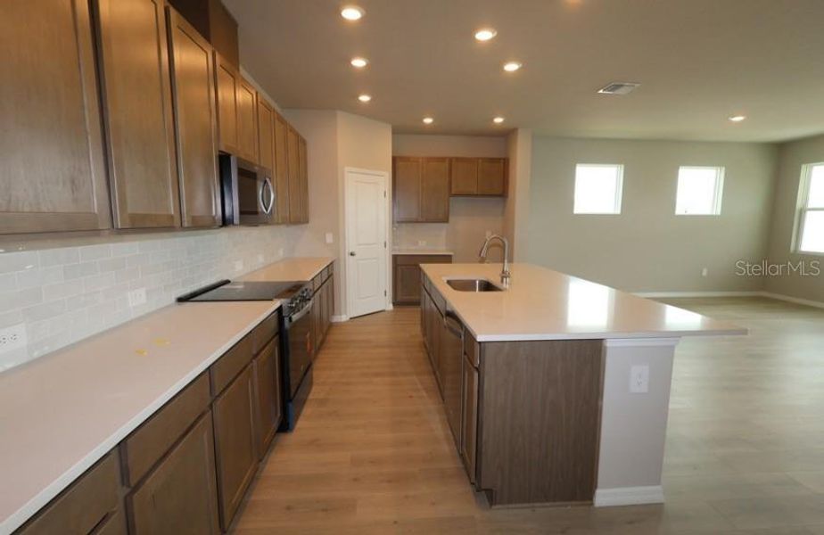 Furnished interior view inside a new home in Southwind – Executive Series, Plant City (Image 5).