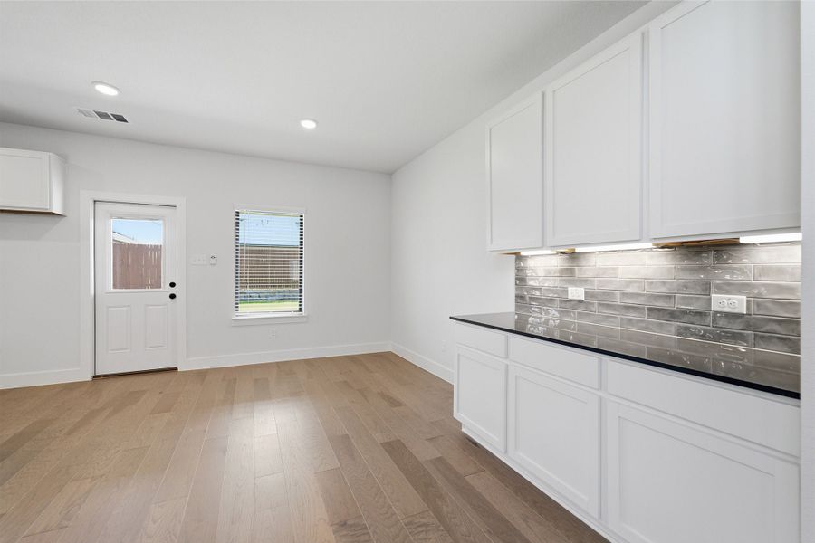 Spacious, unfurnished interior of a new home in Heartland, Crandall (Image 24).