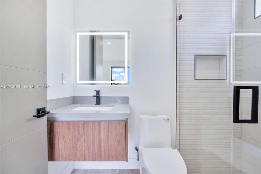 Furnished interior view inside a new home in , Hollywood (Image 14).