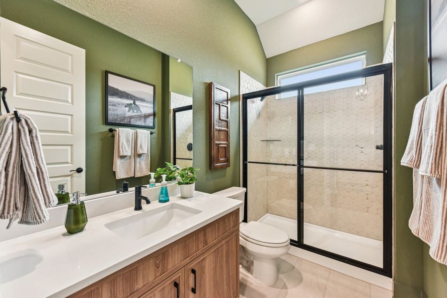 Representative furnished interior of a home built from the Sicily – 60′ Lot by Chesmar Homes in Lakes of Cane Island, Katy (Image 15).