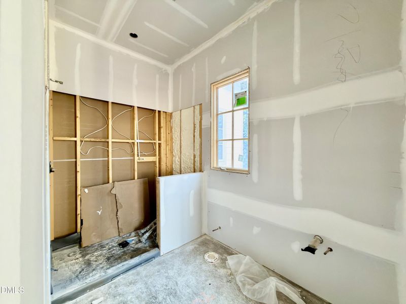 Guest Suite Bathroom