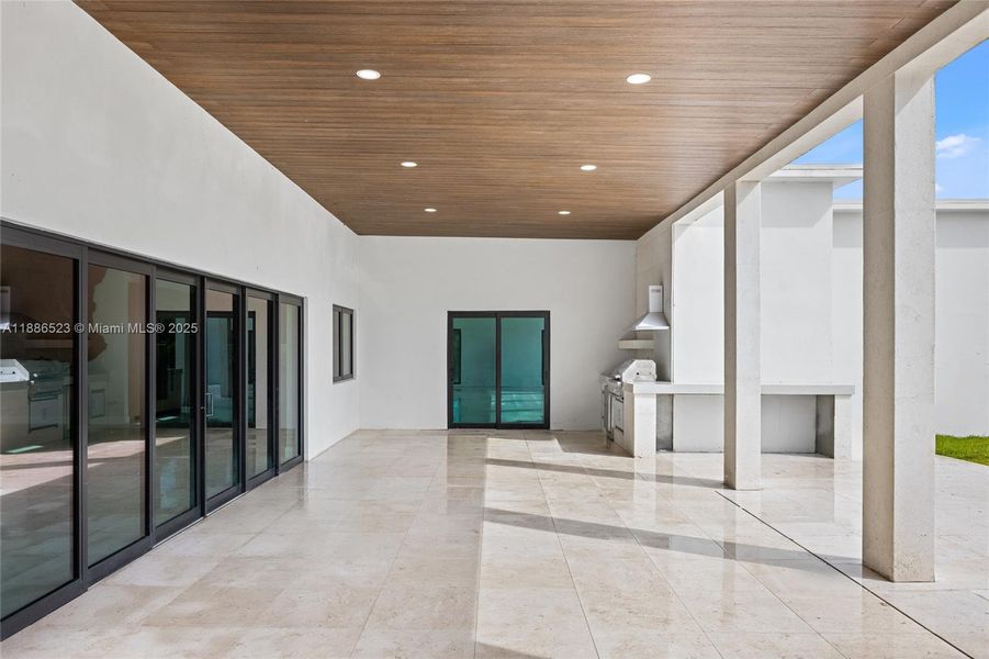 Image 37 of a home in .