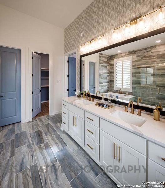 Furnished interior view inside a new home in Esperanza, Boerne (Image 47). Furnished interior view inside a new home in Esperanza, Boerne (Image 47).