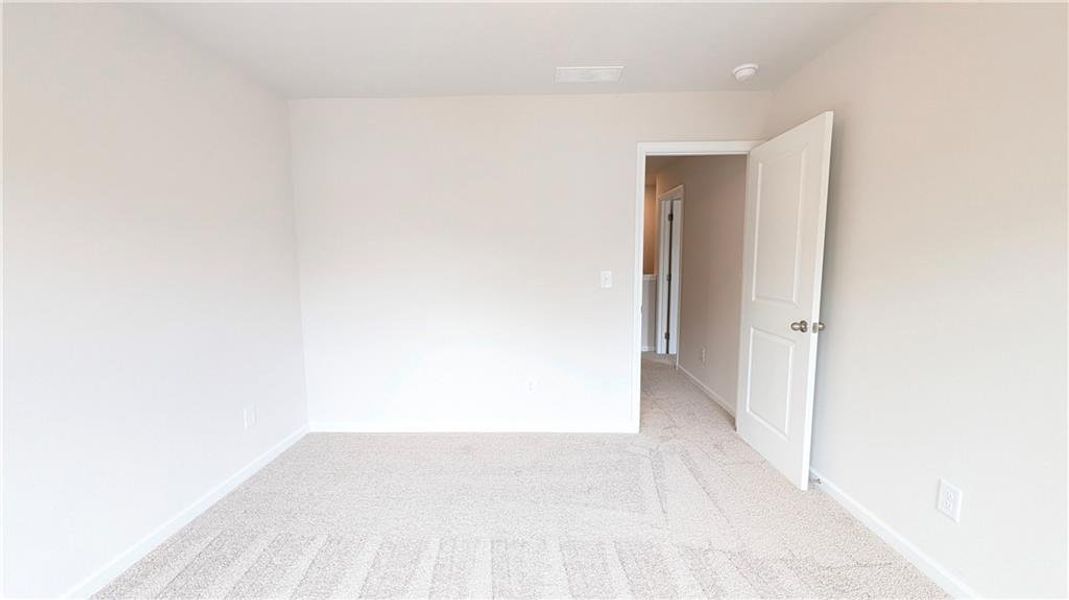 Spacious, unfurnished interior of a new home in Owen Preserve, Canton (Image 12).