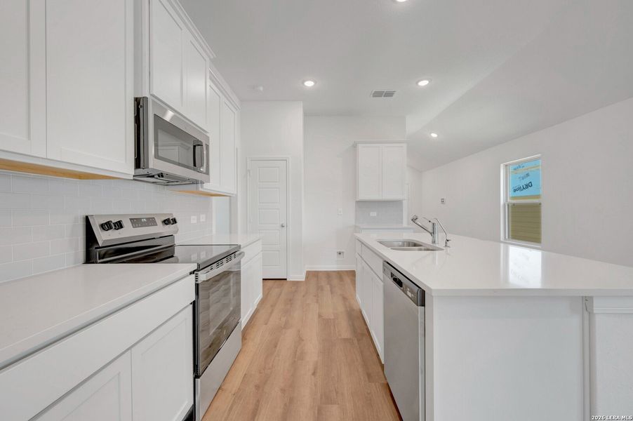 Furnished interior view inside a new home in Park Place, New Braunfels (Image 9).