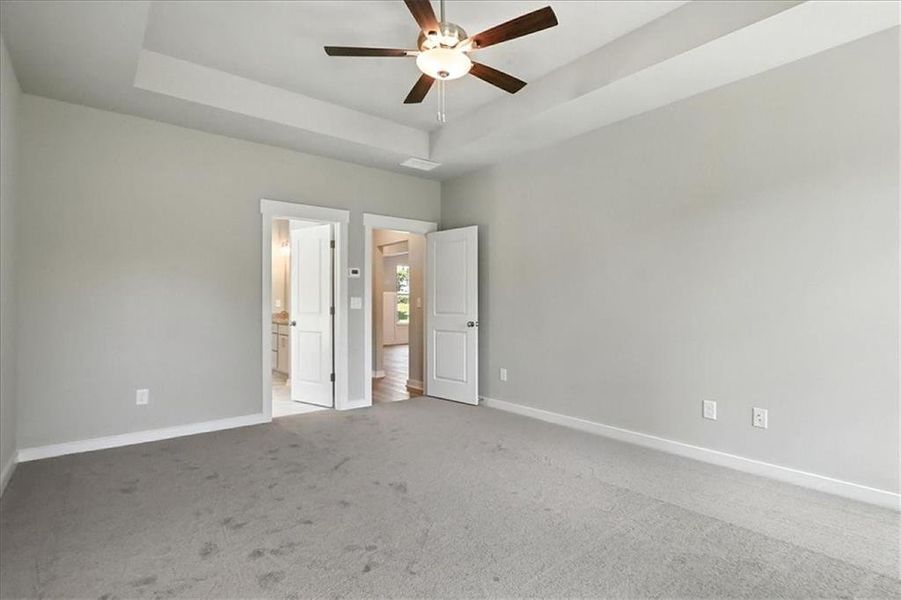 Spacious, unfurnished interior of a new home in Traditions of Braselton, Jefferson (Image 21).