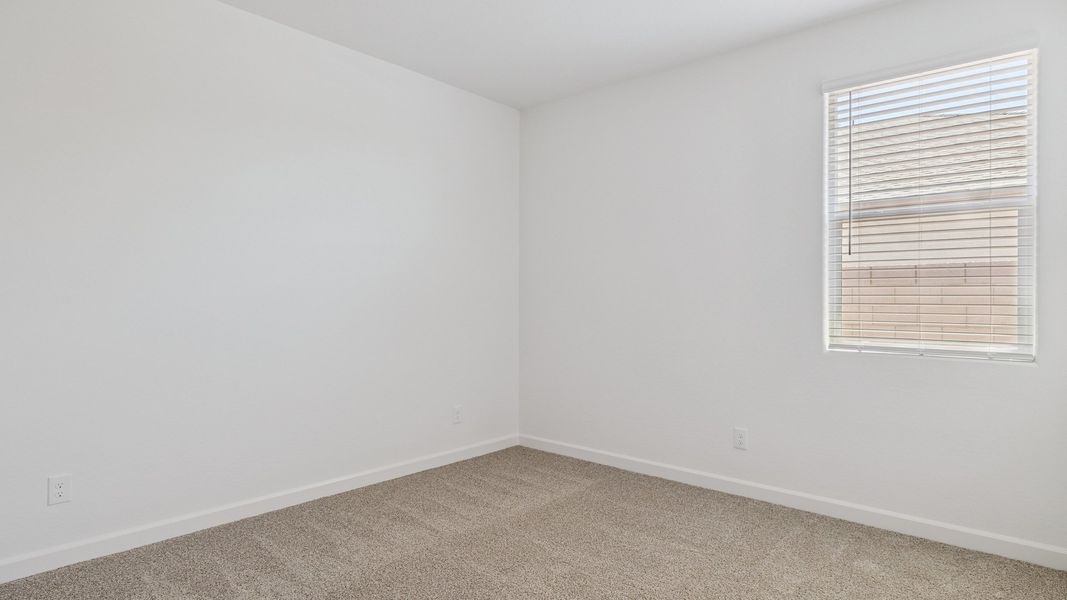 Spacious, unfurnished interior of a new home in Carlton Commons, Casa Grande (Image 23).