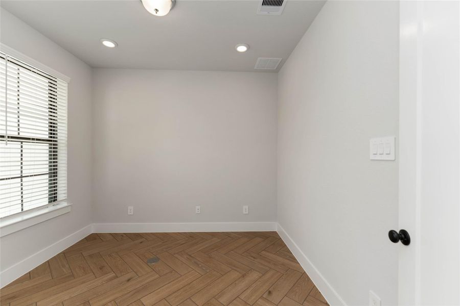 Spacious, unfurnished interior of a new home in Elyson, Katy (Image 15). Spacious, unfurnished interior of a new home in Elyson, Katy (Image 15).