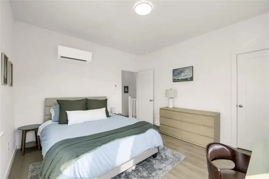 Furnished interior view inside a new home in , Atlanta (Image 6).