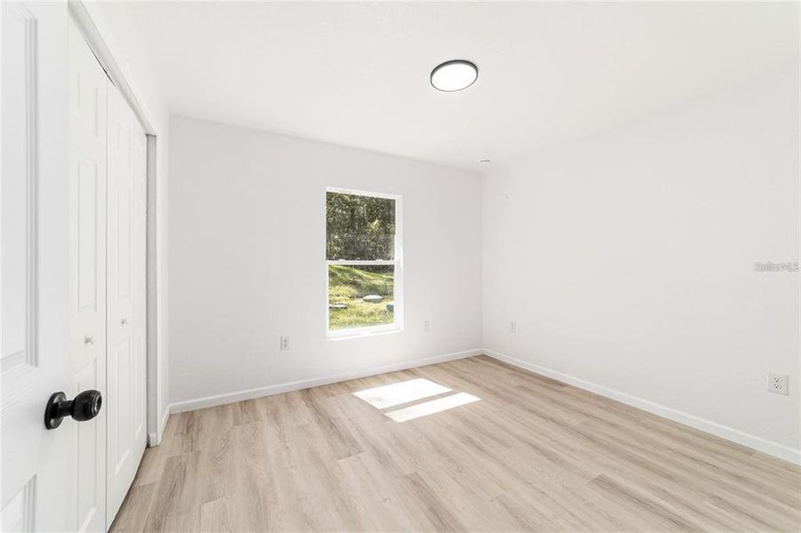 Spacious, unfurnished interior of a new home in , Ocala (Image 21).