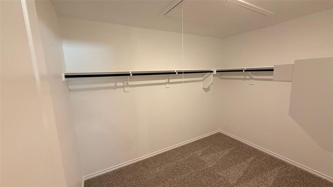 Spacious, unfurnished interior of a new home in Rosewood at Beltmill, Fort Worth (Image 11).