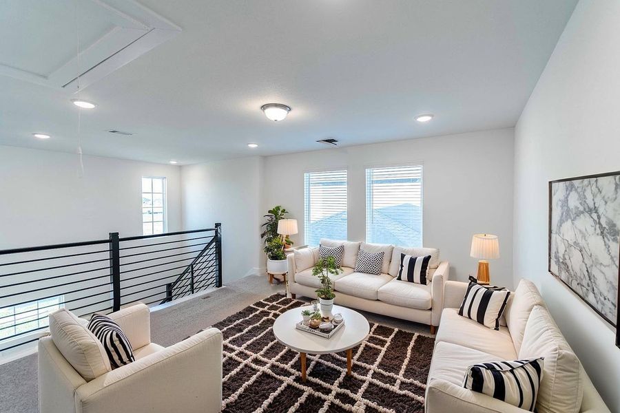 Furnished interior view inside a new home in Massey Oaks, Pearland (Image 10). Furnished interior view inside a new home in Massey Oaks, Pearland (Image 10).