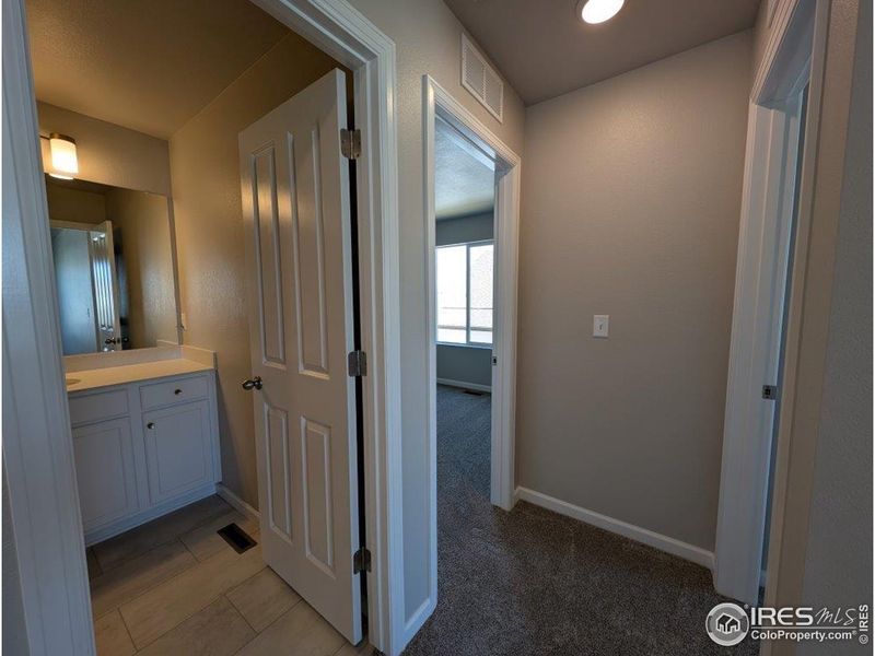 Image 18 of a home in Highlands Preserve.