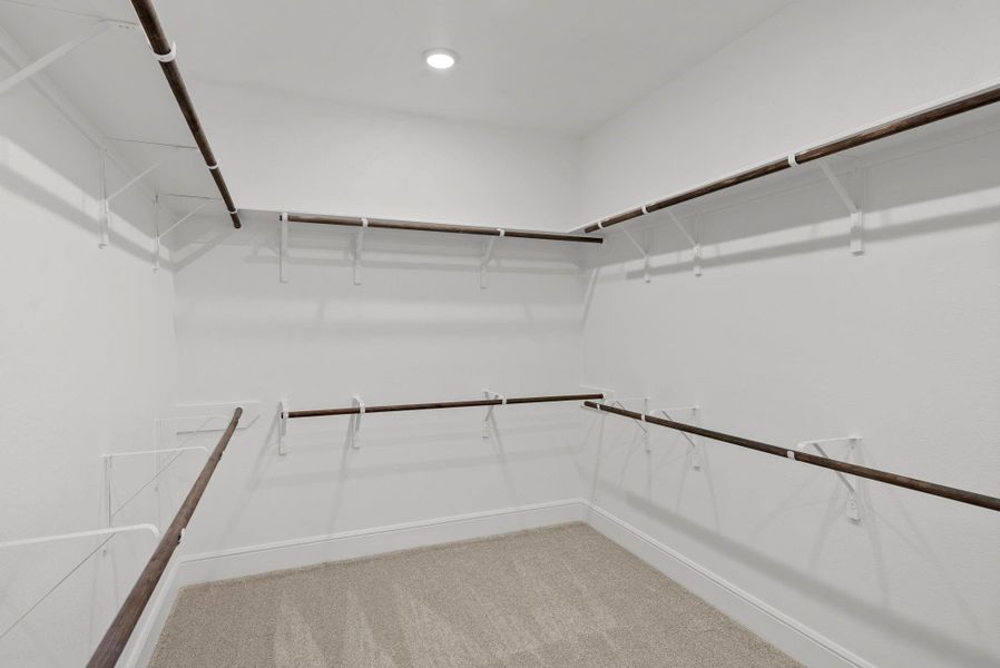 Spacious, unfurnished interior of a new home in Coastal Point, League City (Image 19).