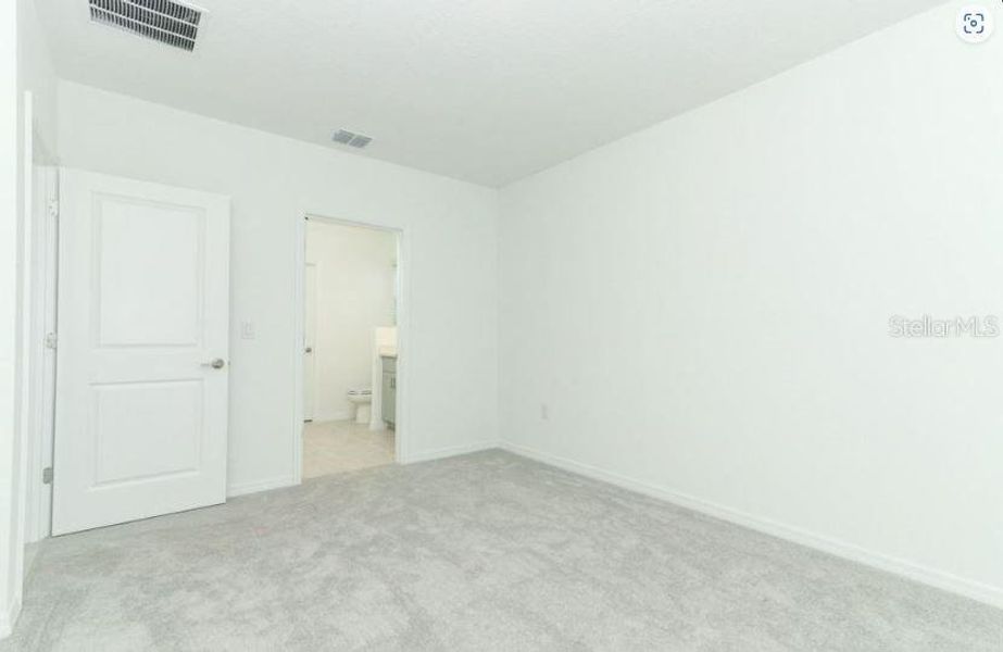 Spacious, unfurnished interior of a new home in Brookland Park, Auburndale (Image 6). Spacious, unfurnished interior of a new home in Brookland Park, Auburndale (Image 6).