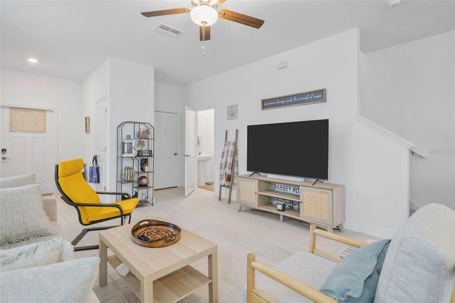 Furnished interior view inside a new home in , Land O' Lakes (Image 10).