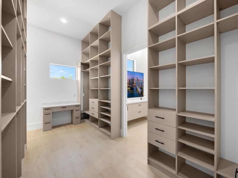 Furnished interior view inside a new home in , Port St. Lucie (Image 19).