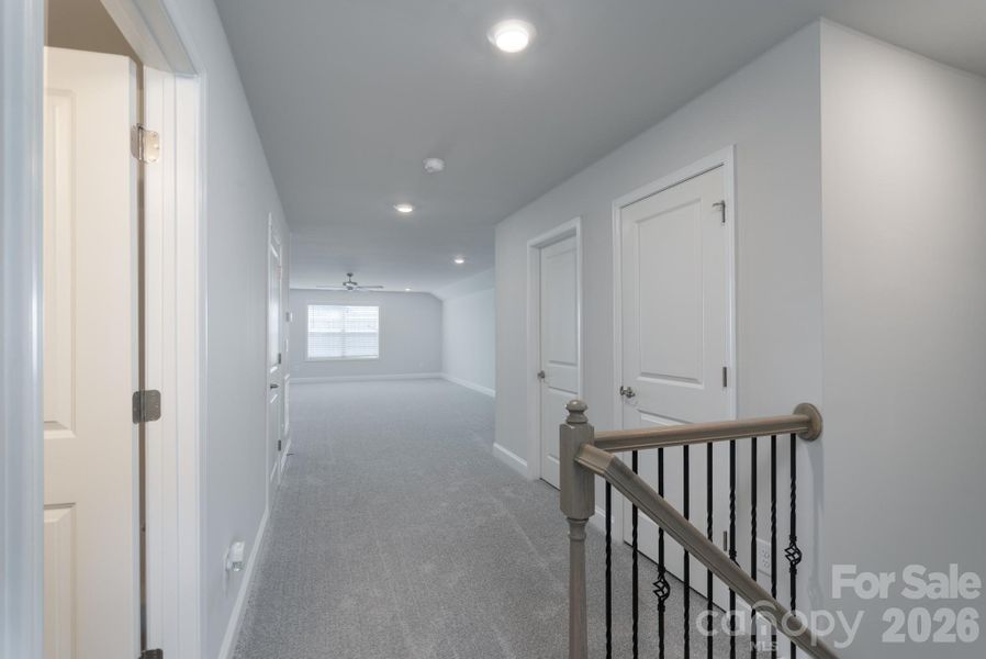 Spacious, unfurnished interior of a new home in Cardiff Glyn, Catawba (Image 20).