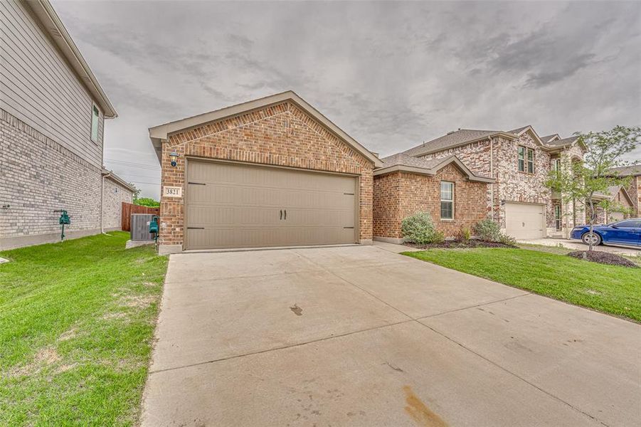 Front exterior of a new home in , McKinney, TX, highlighting curb appeal (Image 23).