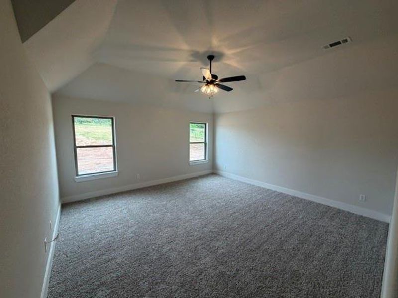 Spacious, unfurnished interior of a new home in , Reno (Image 19).