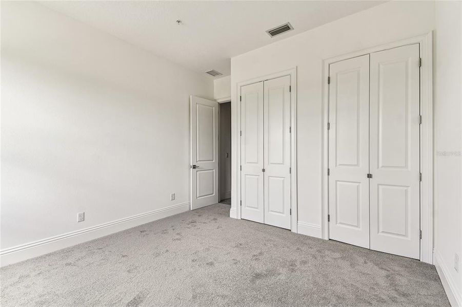 Spacious, unfurnished interior of a new home in , Lakewood Ranch (Image 49).