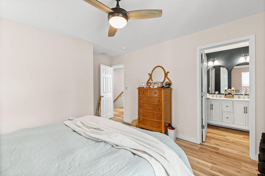 Furnished interior view inside a new home in , Hanahan (Image 31).