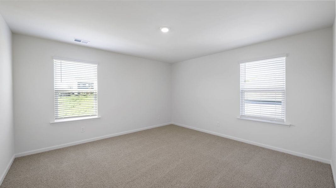 Spacious, unfurnished interior of a new home in Catlett Cove, Knoxville (Image 47).