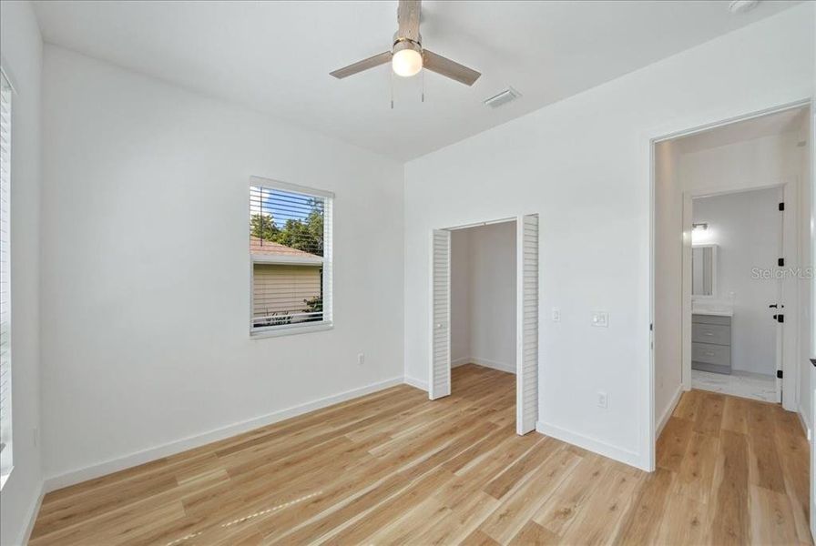 Spacious, unfurnished interior of a new home in , Punta Gorda (Image 56).