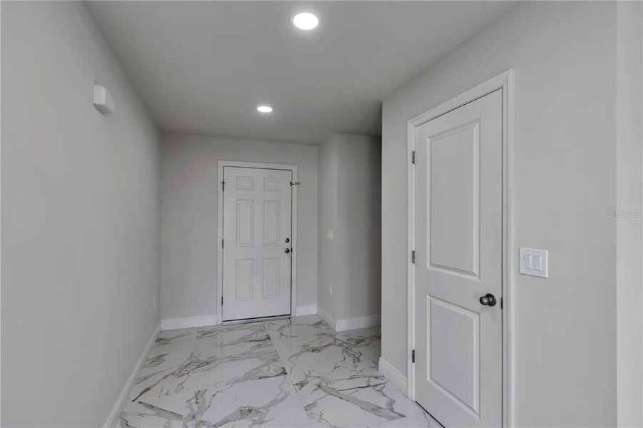 Spacious, unfurnished interior of a new home in Diamond Ridge, Belleview (Image 29).