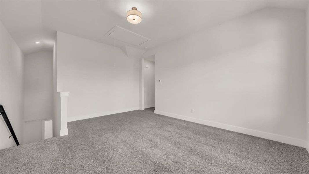 Spacious, unfurnished interior of a new home in Woodland Lakes Estates, Weatherford (Image 22).