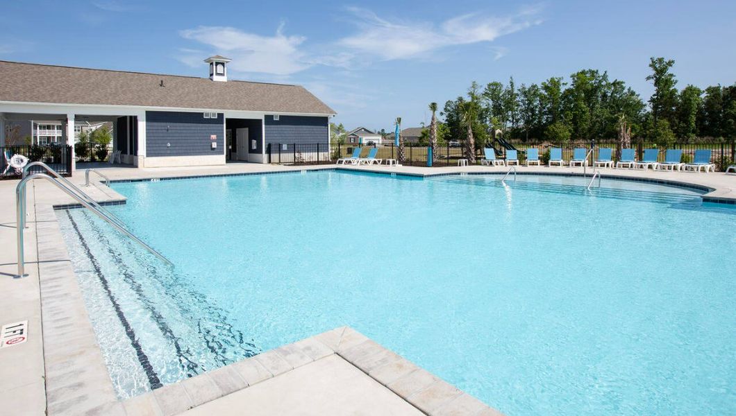 Community amenities in Waterside Townhomes, Surf City (Image 31).